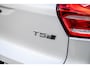 Volvo XC40 1.5 T5 Twin Engine R-Design | Plug-in Hybrid (PHEV) | Achteruitrijcamera | Parkeersensoren | Panoramadak | Keyless Entry | Elektrische Achterklep | Navigatie | Elektrisch Verstelbare Voorstoelen | Stoelverwarming