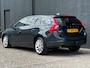 Volvo V60 1.6 D2 Kinetic PANO|TREKHAAK|NAVI|PDC