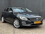 Volvo V60 1.6 D2 Kinetic PANO|TREKHAAK|NAVI|PDC