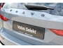Volvo V60 2.0 B3 Plus Dark | Elektrisch Verstelbare Sportstoelen | Harman Kardon Geluidsinstallatie | Stoelverwarming | Elektrisch Inklapbare Trekhaak | Pilot Assist | Adaptieve Cruise Control