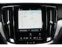 Volvo V60 2.0 B3 Plus Dark | Elektrisch Verstelbare Sportstoelen | Harman Kardon Geluidsinstallatie | Stoelverwarming | Elektrisch Inklapbare Trekhaak | Pilot Assist | Adaptieve Cruise Control
