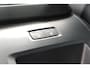 Volvo V60 2.0 B3 Plus Dark | Elektrisch Verstelbare Sportstoelen | Harman Kardon Geluidsinstallatie | Stoelverwarming | Elektrisch Inklapbare Trekhaak | Pilot Assist | Adaptieve Cruise Control