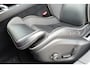 Volvo V60 2.0 B3 Plus Dark | Elektrisch Verstelbare Sportstoelen | Harman Kardon Geluidsinstallatie | Stoelverwarming | Elektrisch Inklapbare Trekhaak | Pilot Assist | Adaptieve Cruise Control