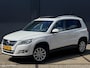 Volkswagen Tiguan 1.4 TSI Sport&Style 4Motion - 2E EIGENAAR - TREKHAAK - EL. SCHUIF/PANORAMADAK - NAVI - CRUISE CONTROLE - ECC - LM VELGEN - NAP - NL AUTO - NIEUWE APK BIJ AFLEVERING -
