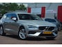 Volvo V60 2.0 B3 Business Pro Nederlandse auto dealeronderhouden 166791 NAP virtuele cockpit pdc navigatie sportstoelen leren bekleding stoelverwarming APPLE DAB+