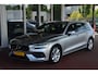 Volvo V60 2.0 B3 Business Pro Nederlandse auto dealeronderhouden 166791 NAP virtuele cockpit pdc navigatie sportstoelen leren bekleding stoelverwarming APPLE DAB+