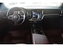 Volvo V60 2.0 B3 Business Pro Nederlandse auto dealeronderhouden 166791 NAP virtuele cockpit pdc navigatie sportstoelen leren bekleding stoelverwarming APPLE DAB+