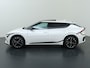 Kia EV6 GT-Line 84 kWh | Panoramaschuifdak | 360 Camera | Head-up display | 20"GT-Line Velgen | LED-Matrix | Stoelventilatie | Warmtepomp |