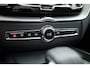 Volvo XC60 2.0 T6 Plug-in hybrid AWD Plus Dark | Pano-dak | Trekhaak | Adap. Cruise | 360 camera | Dodehoek (Blis)