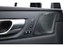 Volvo XC60 2.0 T6 Plug-in hybrid AWD Plus Dark | Pano-dak | Trekhaak | Adap. Cruise | 360 camera | Dodehoek (Blis)