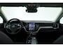 Volvo XC60 2.0 T6 Plug-in hybrid AWD Plus Dark | Pano-dak | Trekhaak | Adap. Cruise | 360 camera | Dodehoek (Blis)