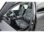 Volvo XC60 2.0 T6 Plug-in hybrid AWD Plus Dark | Pano-dak | Trekhaak | Adap. Cruise | 360 camera | Dodehoek (Blis)