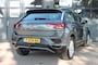 Volkswagen T-Roc 1.5 TSI Sport  150pk    Stoel/stuur verwarming / afneembare trekhaak.