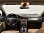 Volvo V70 2.0 146pk Momentun Trekhaak 1500kg/ Leer/ Cruise/ Spoiler/ LMV/ PDC