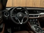 Alfa Romeo Stelvio 2.0T AWD B-Tech | Veloce stoelen | Lederen dash. | Adapt. cruise