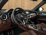 Alfa Romeo Stelvio 2.0T AWD B-Tech | Veloce stoelen | Lederen dash. | Adapt. cruise