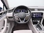 Volkswagen Passat Variant 1.4 TSI PHEV GTE Business / Panodak / Elek. Trekhaak / 360 Camera / Sfeerverlichting