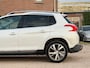 Peugeot 2008 1.6 VTi Féline/ PANO/ LED