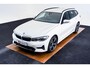 BMW 3-Serie Touring 320d Business Edition Plus Sport Line - Active Cruise Control - Sportstoelen - Hifi - Comfort Access - Active Guard Plus - Live Cockpit Professional - Active Guard Plus - Elektrisch verwarmde voorstoelen -