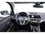 BMW 3-Serie Touring 320d Business Edition Plus Sport Line - Active Cruise Control - Sportstoelen - Hifi - Comfort Access - Active Guard Plus - Live Cockpit Professional - Active Guard Plus - Elektrisch verwarmde voorstoelen -