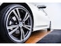BMW 3-Serie Touring 320d Business Edition Plus Sport Line - Active Cruise Control - Sportstoelen - Hifi - Comfort Access - Active Guard Plus - Live Cockpit Professional - Active Guard Plus - Elektrisch verwarmde voorstoelen -