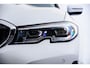 BMW 3-Serie Touring 320d Business Edition Plus Sport Line - Active Cruise Control - Sportstoelen - Hifi - Comfort Access - Active Guard Plus - Live Cockpit Professional - Active Guard Plus - Elektrisch verwarmde voorstoelen -