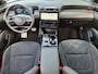 Hyundai Tucson 1.6 T-GDI HEV N Line / Elektrische achterklep / Achteruitrijcamera / Trekgewicht 1650 kg / Adaptief cruise control / Stuur- & Stoelverwarming / Draadloze telefoon lader / Apple Carplay Android Auto / Krell Audio Systeem / Keyless Entry/Start /