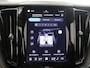 Volvo XC60 2.0 T6 Plug-in hybrid AWD Plus Dark | Panoramadak | Cruise Control Adaptief | Head-Up | 360° Camera | Harman / Kardon | Voorstoelen met Geheugen | Stoelverwarming | Apple Carplay/Android Auto |