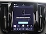 Volvo XC60 2.0 T6 Plug-in hybrid AWD Plus Dark | Panoramadak | Cruise Control Adaptief | Head-Up | 360° Camera | Harman / Kardon | Voorstoelen met Geheugen | Stoelverwarming | Apple Carplay/Android Auto |