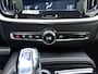 Volvo V60 T8 390PK Automaat Twin Engine AWD R-Design B&W | Panodak | 360 Camera | ACC | Trekhaak | Elektr. stoel