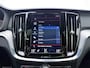 Volvo V60 T8 390PK Automaat Twin Engine AWD R-Design B&W | Panodak | 360 Camera | ACC | Trekhaak | Elektr. stoel