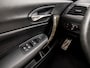 BMW 1-Serie 118i M Sport High Executive Automaat (GROOT NAVI, M PAKKET, LEDER, STOELVERWARMING, SPORTSTOELEN, GETINT GLAS, PARKEERSENSOREN, CRUISE, NIEUWSTAAT)