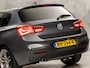 BMW 1-Serie 118i M Sport High Executive Automaat (GROOT NAVI, M PAKKET, LEDER, STOELVERWARMING, SPORTSTOELEN, GETINT GLAS, PARKEERSENSOREN, CRUISE, NIEUWSTAAT)