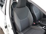 Toyota Yaris 1.5 VVT-i Active | BTW voertuig | Dealer onderhouden | Apple CarPlay/Android Auto | Cruise Control Adaptive | achteruitrijcamera |