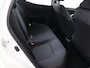Toyota Yaris 1.5 VVT-i Active | BTW voertuig | Dealer onderhouden | Apple CarPlay/Android Auto | Cruise Control Adaptive | achteruitrijcamera |
