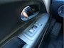 Volkswagen Up! 1.0 move up! BlueMotion ORG KM NAP TEL NAVI.... DISTRIBUTIERIEM VERVANGEN BIJ 125.400.... NAP....
