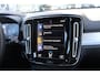 Volvo XC40 T4 211PK Automaat Recharge Inscription Expression | AppleCarplay | Keyless | Spraakbediening | Climate Control | 18" LM Velgen |