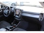 Volvo XC40 T4 211PK Automaat Recharge Inscription Expression | AppleCarplay | Keyless | Spraakbediening | Climate Control | 18" LM Velgen |