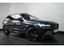 Volvo XC60 Plus Black Edition Recharge Plug-In Hybrid AWD | Luchtvering | HU-Display | Trekhaak | 360 Camera |