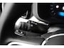 Volvo XC60 Plus Black Edition Recharge Plug-In Hybrid AWD | Luchtvering | HU-Display | Trekhaak | 360 Camera |