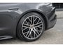 Porsche Taycan Performance Plus 476pk 93,4 kWh Panoramadak *BTW* Luchtvering Bose Comfortstoelen NLauto 1e Eigenaar
