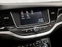 Opel Astra Sports Tourer 1.4 Turbo Innovation Sport 150Pk Automaat (APPLE CARPLAY, NAVIGATIE, CAMERA, STUUR/STOELVERWARMING, SPORTSTOELEN, ADAPTIVE CRUISE, LM VELGEN, NIEUWSTAAT)