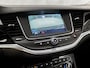 Opel Astra Sports Tourer 1.4 Turbo Innovation Sport 150Pk Automaat (APPLE CARPLAY, NAVIGATIE, CAMERA, STUUR/STOELVERWARMING, SPORTSTOELEN, ADAPTIVE CRUISE, LM VELGEN, NIEUWSTAAT)