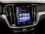 Volvo V60 2.0 T6 Recharge AWD Sport 391Pk Automaat (APPLE CARPLAY, GROOT NAVI, CAMERA, LEDER, GETINT GLAS, SPORTSTOELEN, ELEK ACHTERKLEP, NIEUWE APK, NIEUWSTAAT)
