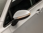 Volkswagen Golf 1.5 TSI Sport (APPLE CARPLAY, GROOT NAVI, 4 CILINDER, STUUR/STOELVERWARMING, PARKEERSENSOREN, SPORTSTOELEN, KEYLESS, GETINT GLAS, NIEUWSTAAT)