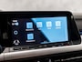 Volkswagen Golf 1.5 TSI Sport (APPLE CARPLAY, GROOT NAVI, 4 CILINDER, STUUR/STOELVERWARMING, PARKEERSENSOREN, SPORTSTOELEN, KEYLESS, GETINT GLAS, NIEUWSTAAT)