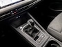 Volkswagen Golf 1.5 TSI Sport (APPLE CARPLAY, GROOT NAVI, 4 CILINDER, STUUR/STOELVERWARMING, PARKEERSENSOREN, SPORTSTOELEN, KEYLESS, GETINT GLAS, NIEUWSTAAT)