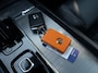 Volvo V60 2.0 B3 R-Design - APPLE CARPLAY - STOEL / STUUR VERW - PARK CAMERA - ELEC TREKHAAK !