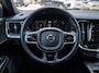 Volvo V60 2.0 B3 R-Design - APPLE CARPLAY - STOEL / STUUR VERW - PARK CAMERA - ELEC TREKHAAK !