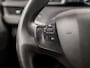 Peugeot 208 1.2 VTi Deluxe Sport (NAVIGATIE, CLIMATE, CRUISE, SPORTSTOELEN, PARKEERSENSOREN, NIEUWSTAAT)